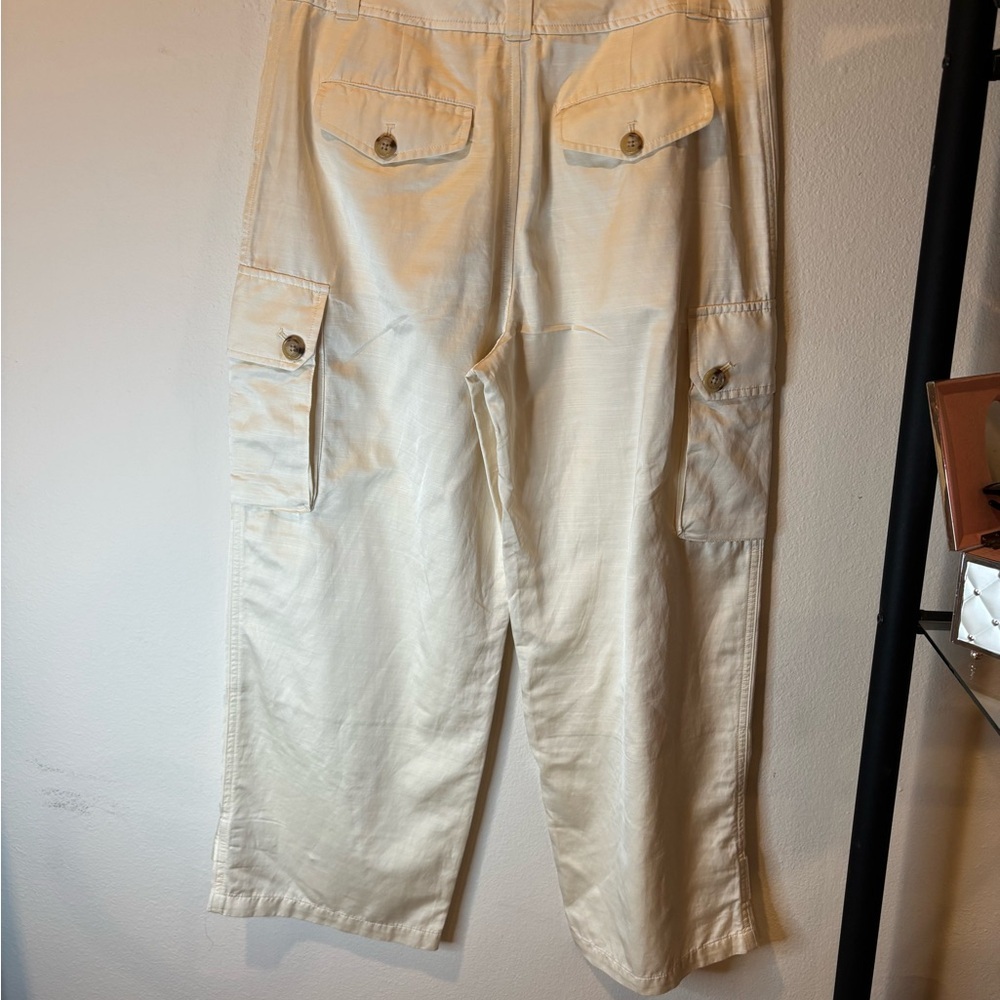 Ralph Lauren woman’s Off-White Cargo Pants - Picture 2 of 9